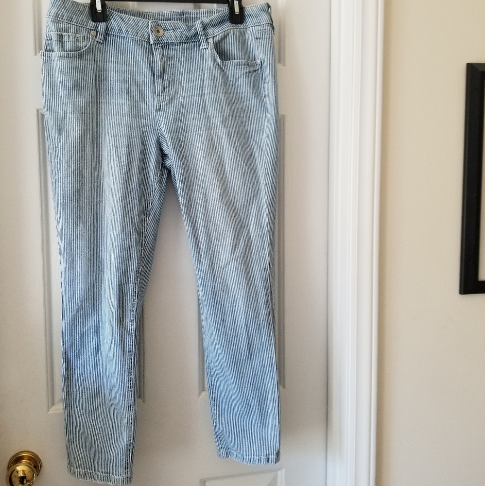 A.n.a Jeans with Vertical White Stripes